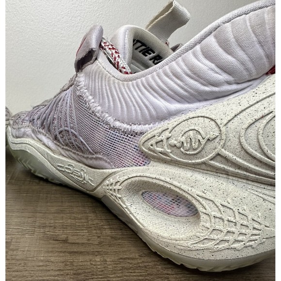 Nike Cosmic Unity Violet Grey Red Basketball DA6725 901 Mens Size 8.5 main image 9